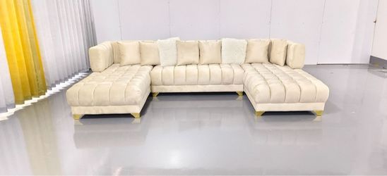 Large Cream Tufted U-Shape Sectional Sofa