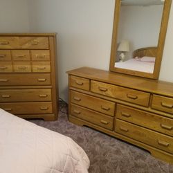 Oak Chest Of Drawers W/mirror And Dresser
