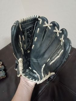 Catcher's mitts/baseball mitts