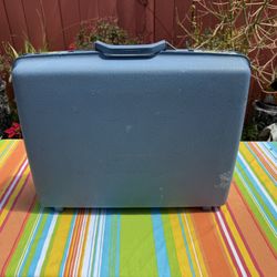  Vintage Samsonite Suitcase  Light Blue 