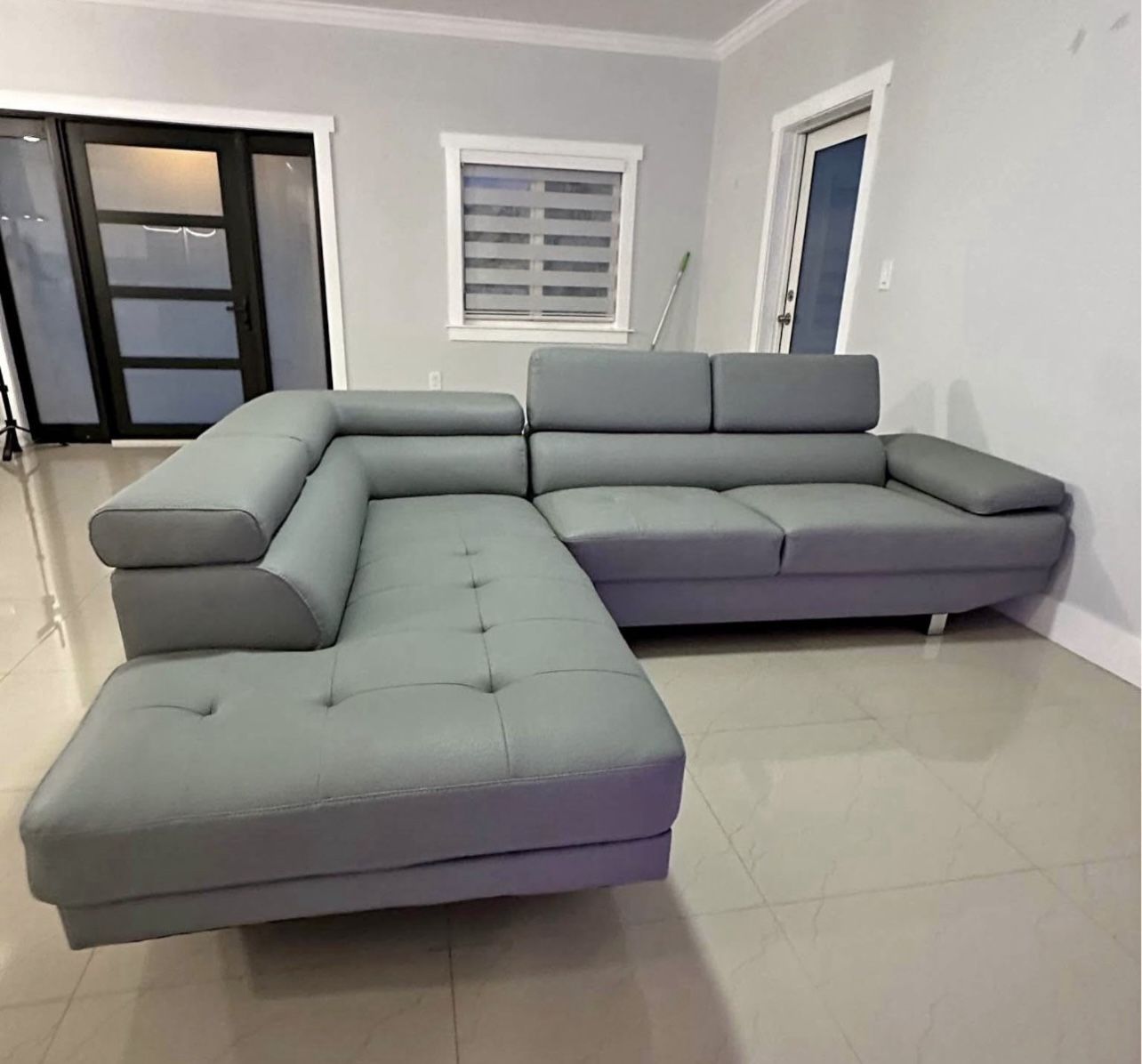 Sectional Sofa