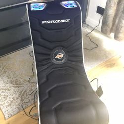 Pyramat - Wireless Rocker Gaming Chair/with Built In Subwoofer