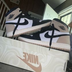 Wmns Jordan 1s