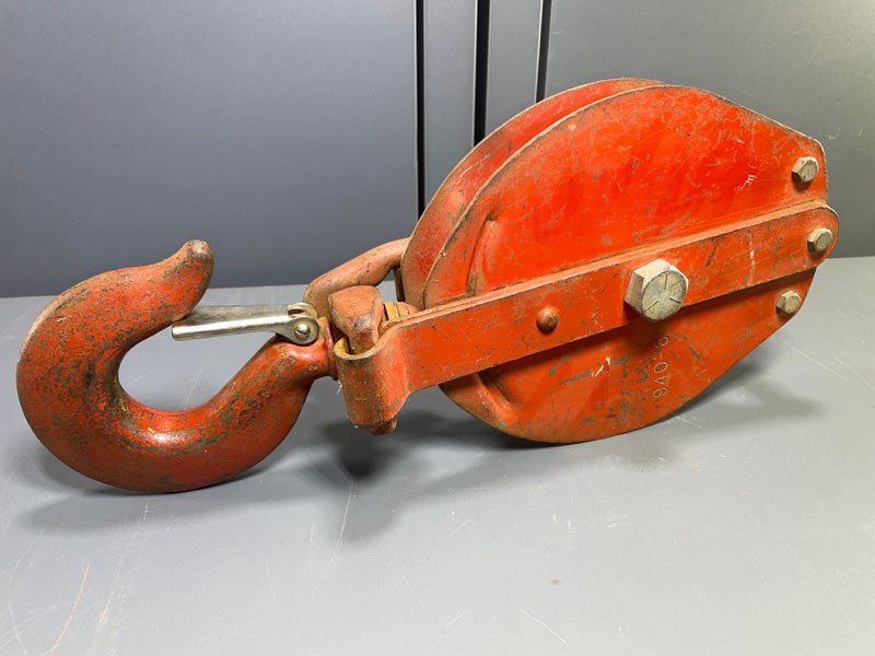 Industrial Snatch Block Hook Pulley Western Block
