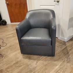 Pottery Barn Leather Swival Chair