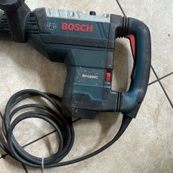 Hammer Bosch RH850VC