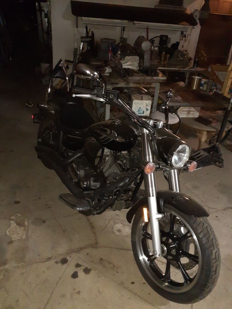 2015 Yamaha motorcycle