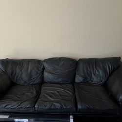 Black Faux Leather Couch With Pull Out Bed