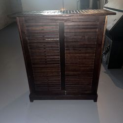 Wooden Bar BRAND NEW