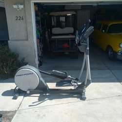Pro Form Elliptical Machine 