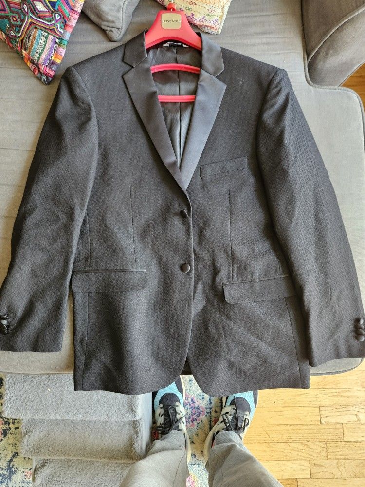 Men's Black Textured Tuxedo Jacket