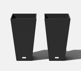24" Plastic Planter 2-Pack Black