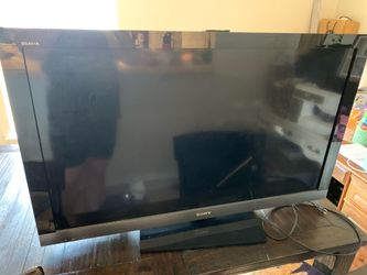 Sony Bravia 46.5 Inch TV with Remote