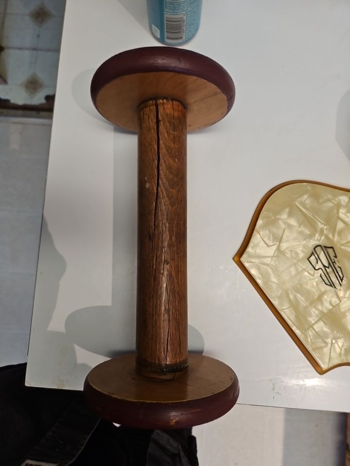 V8ntage Wood Spool