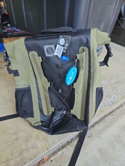Salty crew backpack