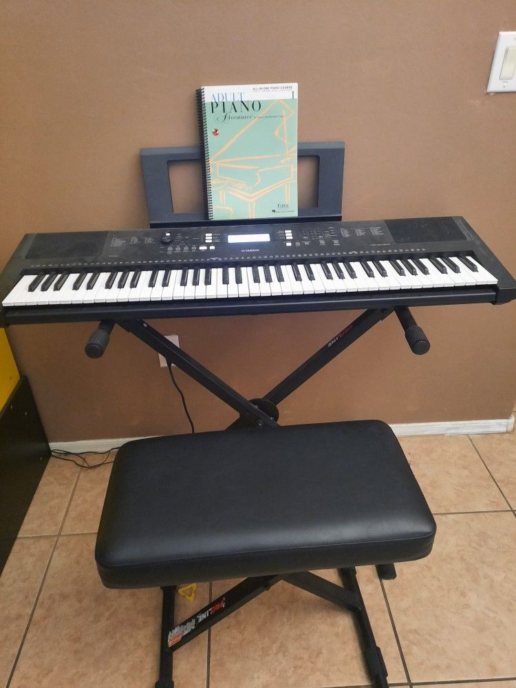 Yamaha Portable Keyboard