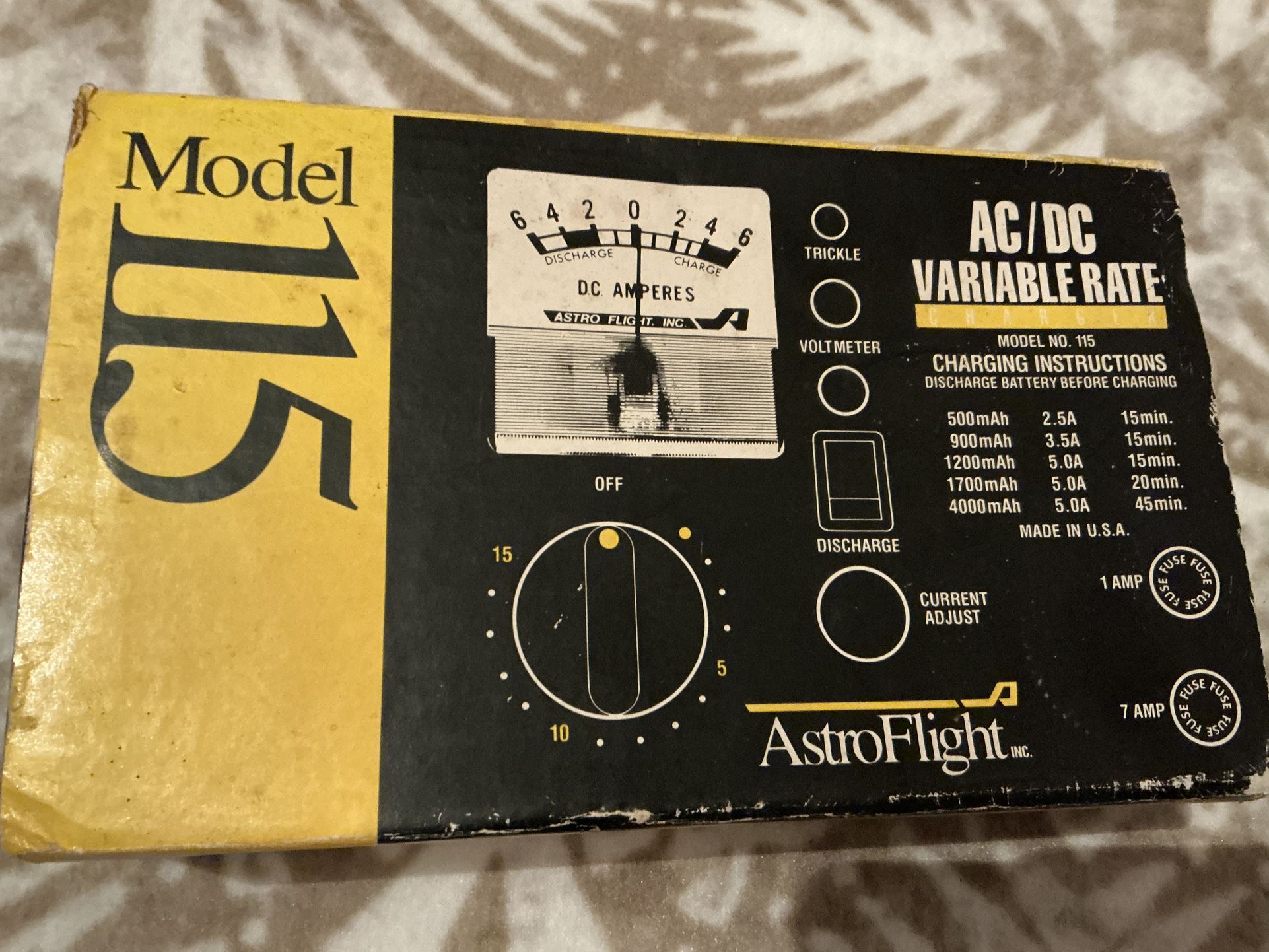ASTROFLIGHT MODEL 115 AC / DC VARIABLE RATE CHARGER