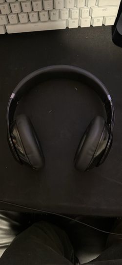 Beats Studio pros