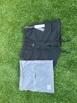 Black Essential Shorts