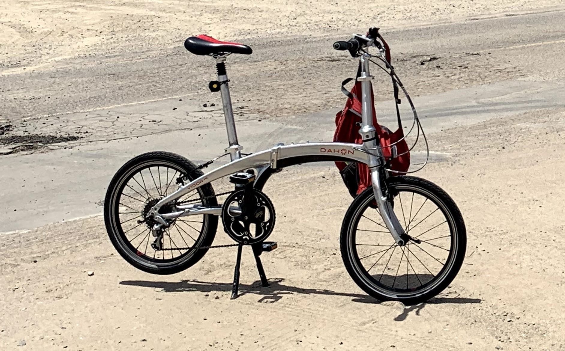 Dahon Vigor D6 Folding Bike 