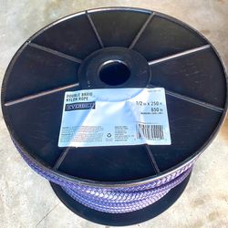 Everbilt 1/2 in x 250 ft Nylon Twist Rope Navy New In Box