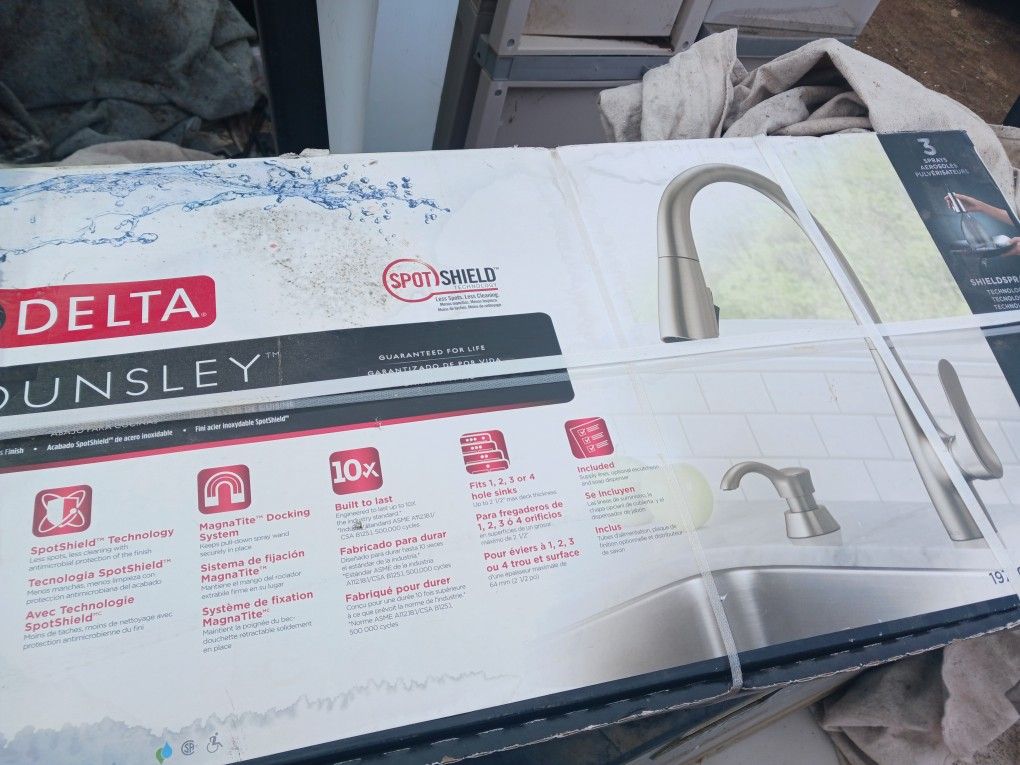 Delta Faulset N Soap dispenser