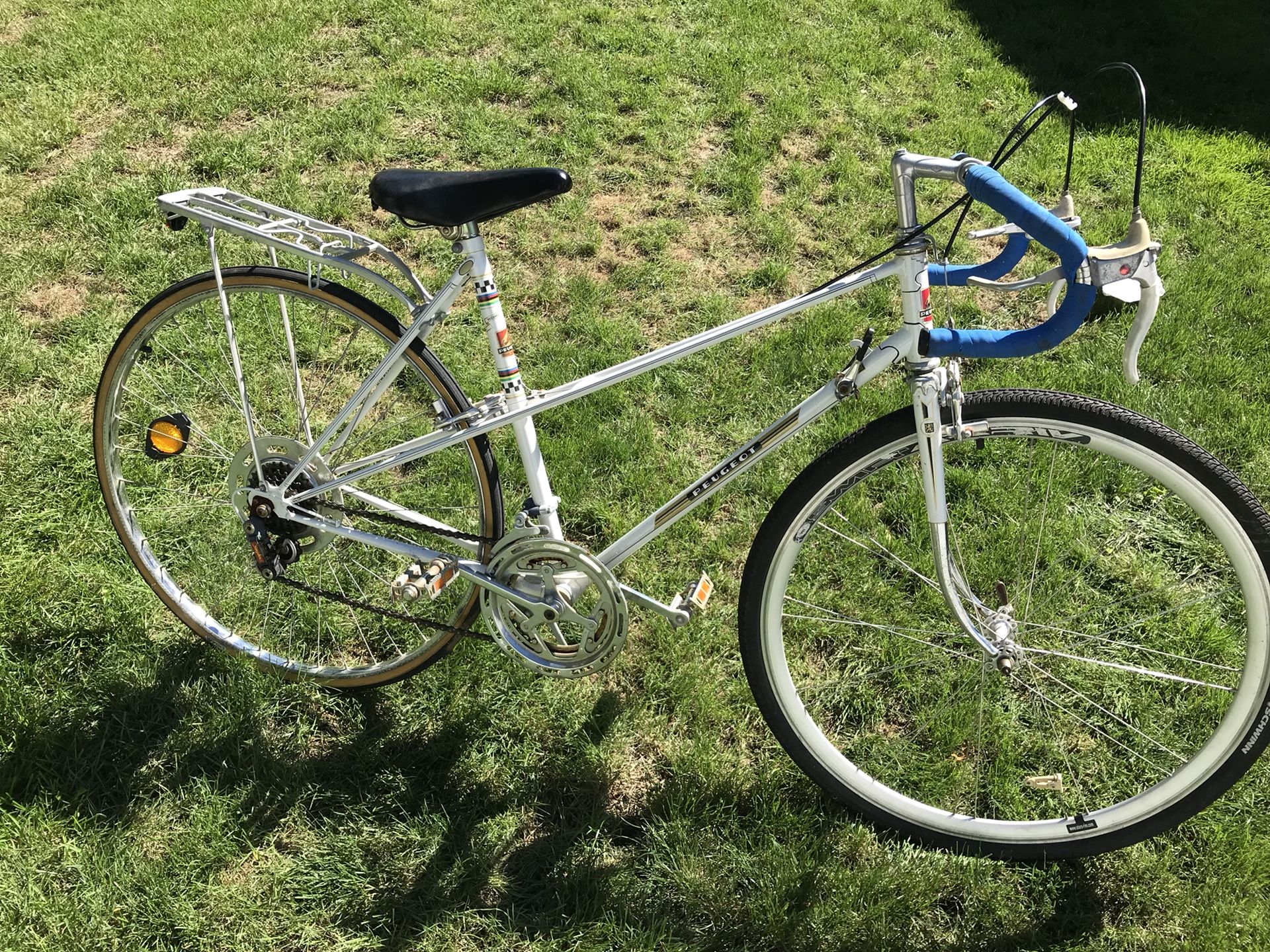 Vintage 1970’s Peugeot bicycle bike Record Du Monde Made in France tires good bike great condition