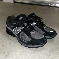 2002R New Balance Size 11 Men’s w/box