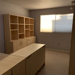 Full Office Set - (like new condition!)