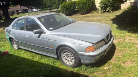 98 Rare slaint motor sat in garage for 15 years no sun or rain..