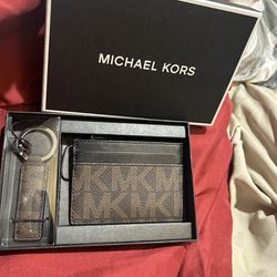 Michael Kors Men’s Card Wallet And Key Chain 