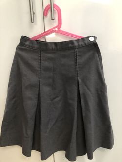 GIRL SKIRT / SKORT - Size 8-12