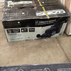 Brand New Lawn Mower ( Battery Operated) 
