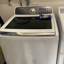 Needs Painting  Large Samsung Washer  Works Great But Has Rust 
