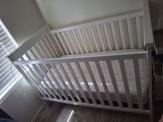 Crib with mattress