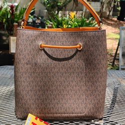 Michael Kors  Purse 