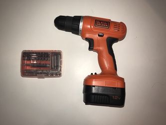 Black and Decker Drill and Automatic Screw Set
