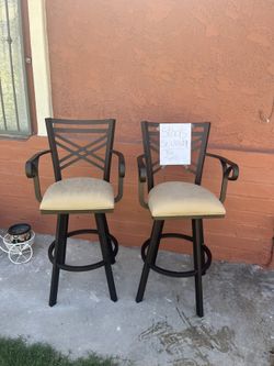 Stool $ 35,00 Each 35 Cada Uno