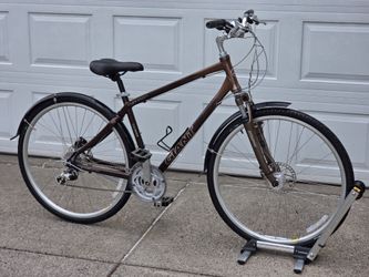 700c Giant Hybrid  Gravel Bike