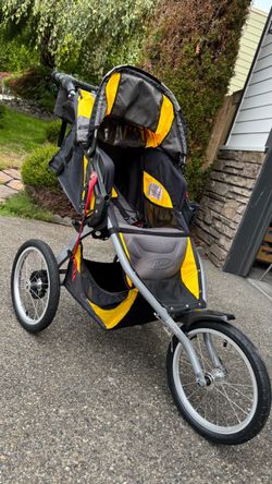 BOB IronMan Jogging Stroller