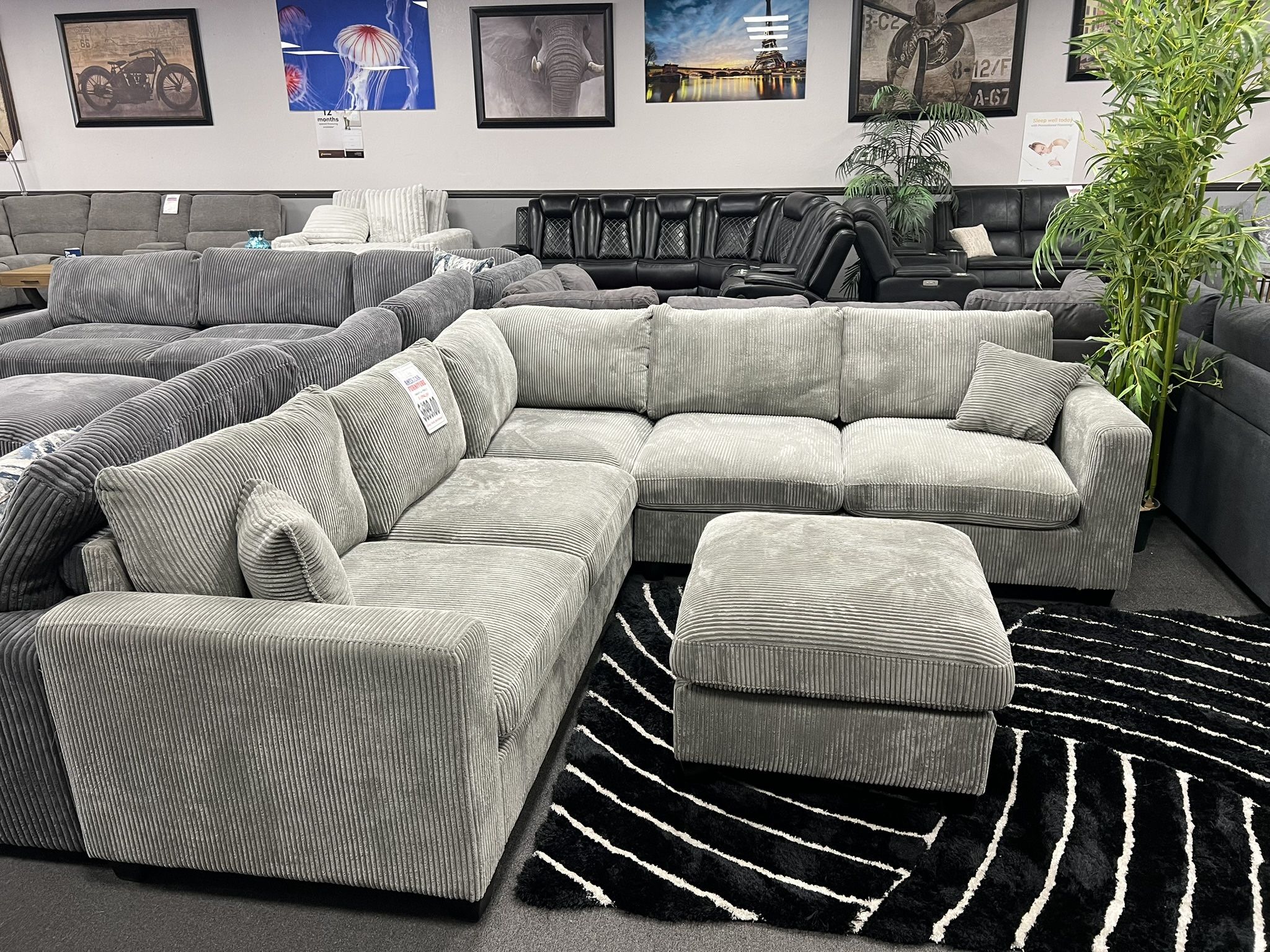 Light Gray Sofa Sectional w/ FREE Ottoman 🇺🇸Memorial Day Sale🇺🇸