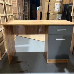 🔥Warehouse Sale Fully Assembled Desk, New 47”W