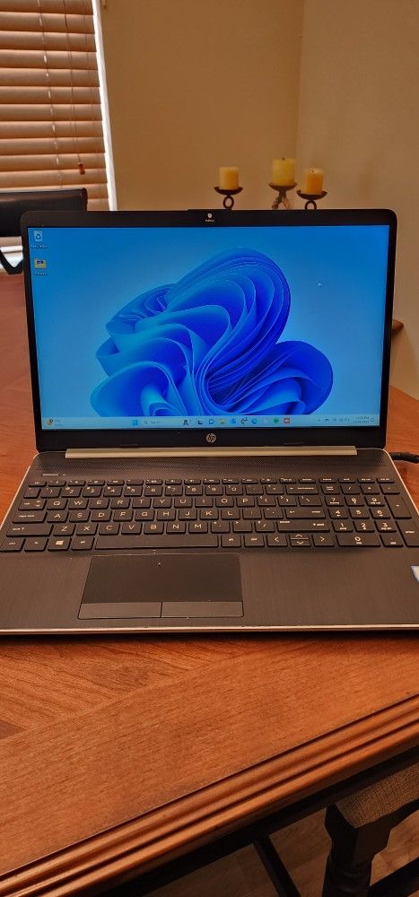 HP Notebook 15"