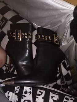 High heel boots