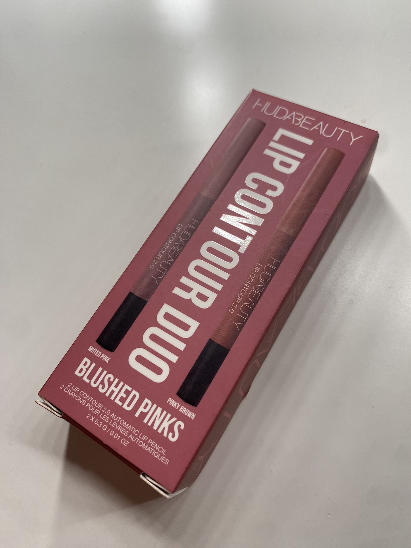 Huda Beauty Lip Contour Duo