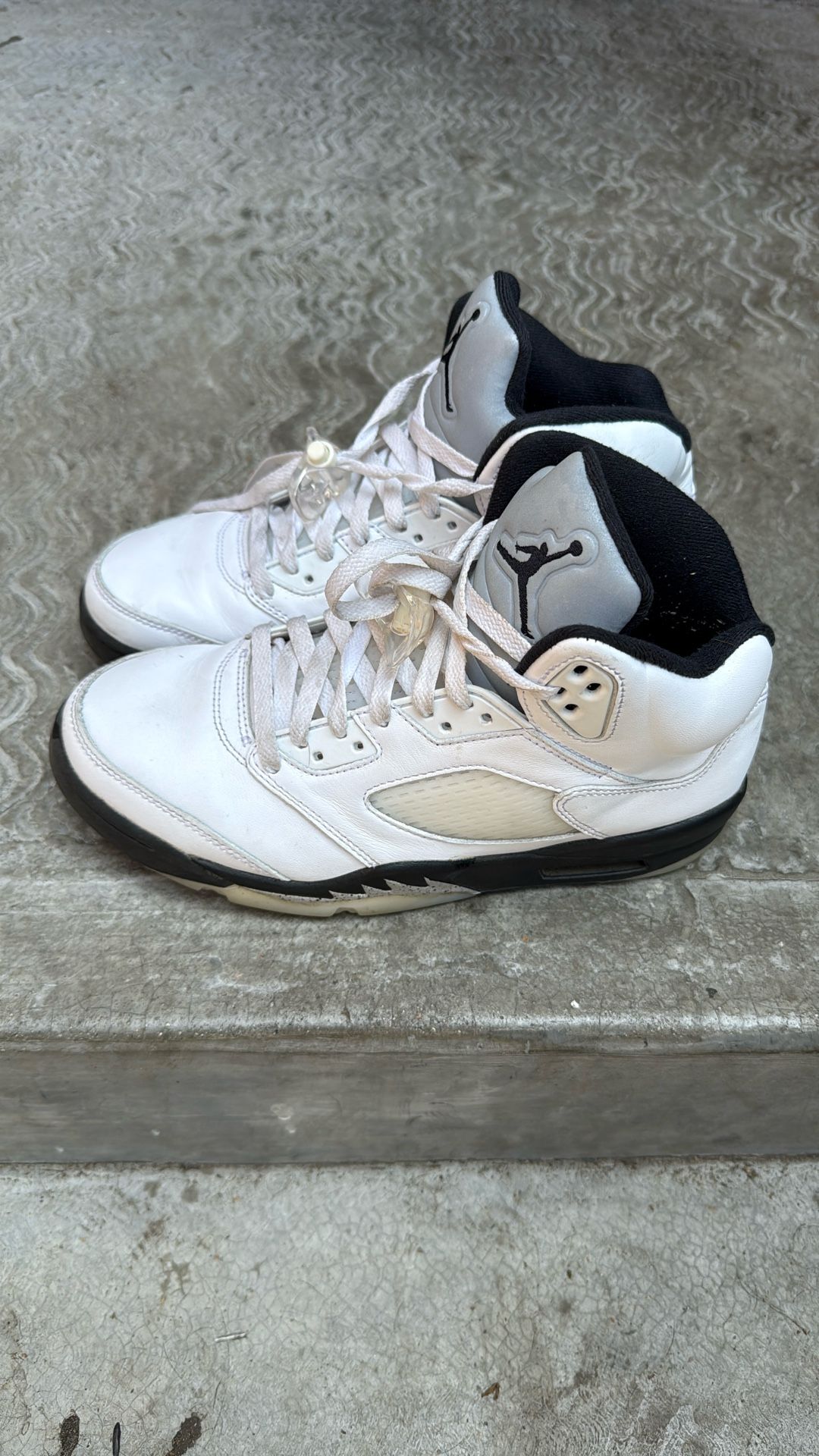 Jordan Retro 5s Size 8.5 (used)