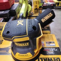 DEWALT 20V XR CORDLESS BRUSHLESS SANDER 