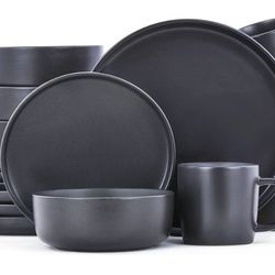 16 Pieces Stoneware Dinnerware Set  