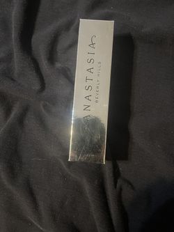 Anastasia Luminous Foundation 100n