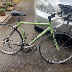 Woman’s Road Bike - 2009